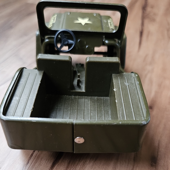 Vintage Tonka Olive Green Toy Metal Jeep - Picture 3 of 5